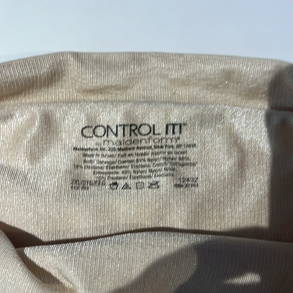 Maidenform Control It! Shapewear - Picture 4 of 6